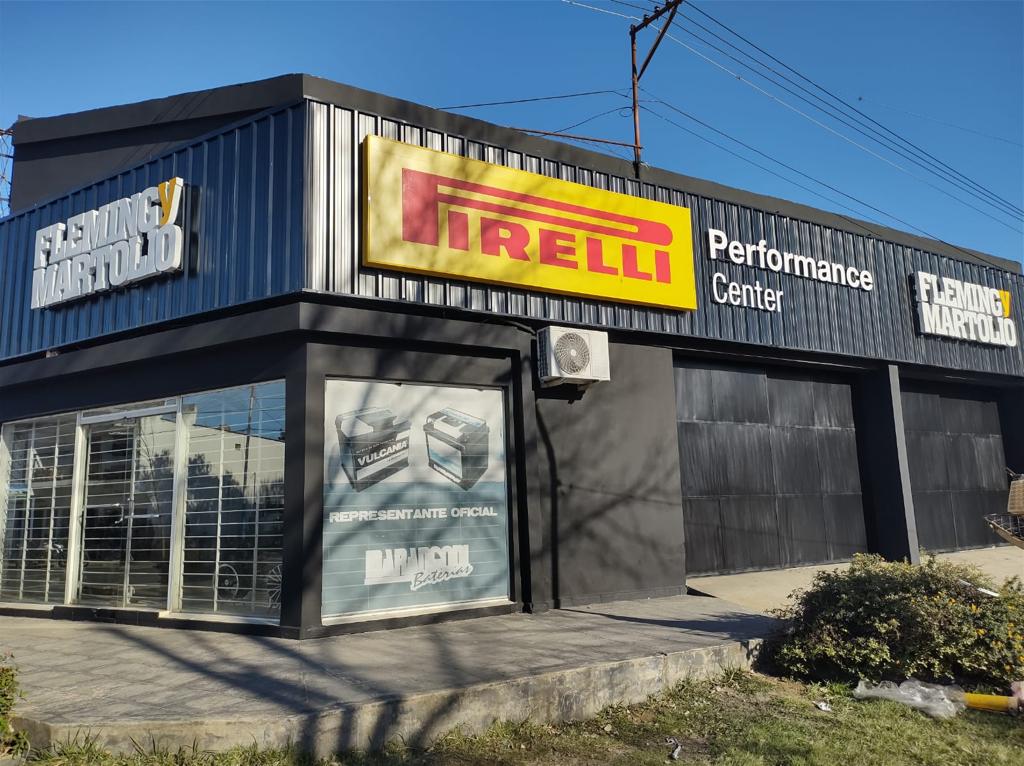 Sucursal Esquina - Fleming y Martolio